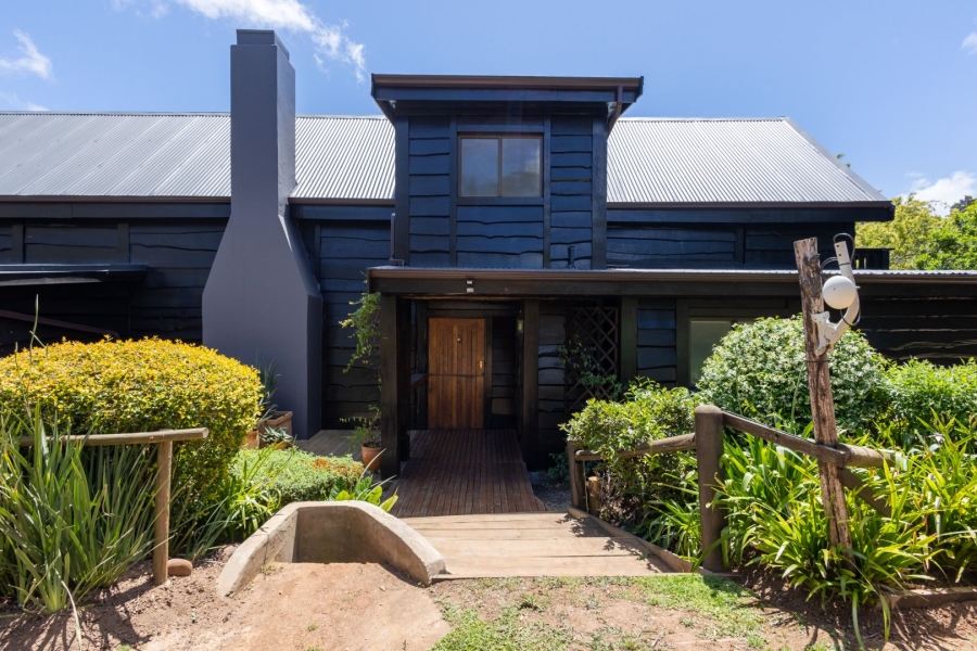 3 Bedroom Property for Sale in The Crags Western Cape